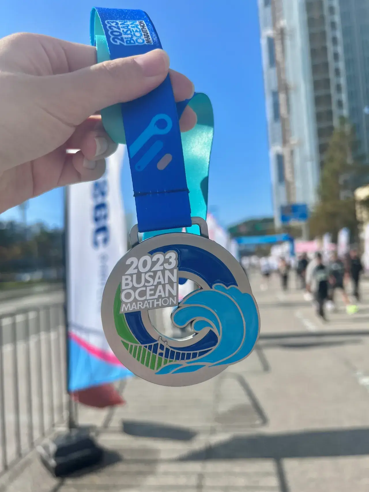 2023-부산바다마라톤-10km-완주-기념품-메달